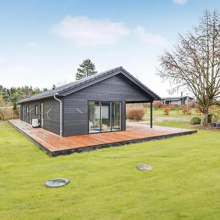 Nice In W/ Wifi And 4 Bedrooms